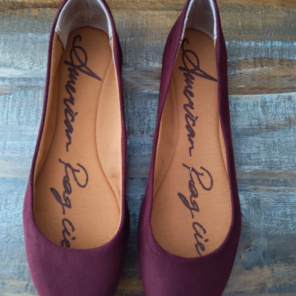🆕🌿MAROON FLATS🌿 - Picture 9 of 9
